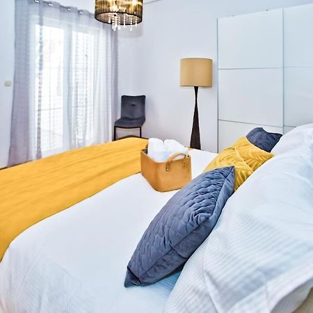 Apartman Tino With Two Sunny Terace Хвар Экстерьер фото