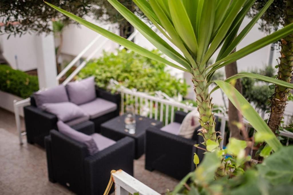 Apartman Tino With Two Sunny Terace Хвар Экстерьер фото